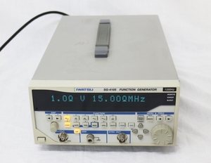 【正常動作品】IWATSU SG-4105 10mHz-15MHz ファンクション・ジェネレータ