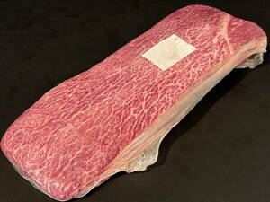 【売切】秋田県産 黒毛和牛ミスジ/チルド 1.6kg 切るだけスペック 経産牛 希少部位 贅沢ステーキ 贅沢焼肉 分割加工可 現品画像 W0646