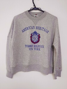 新品未使用 スウェットトレーナー トミーヒルフィガー TOMMY HILFIGER レディース グレー シンプル カジュアル Мサイズ程度