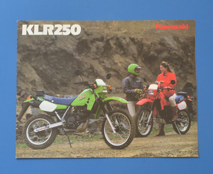 カワサキ　KLR250　KAWASAKI　KL250-D2　輸出仕様車　英語表記　カタログ　水冷4ストローク単気筒　DOHC4バルブ【K輸1980A-03】