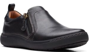 Clarks 25.5cm フラット ローファー ジッパー スリッポン 軽量 レザー 厚底 ブラック ソフトインソール フォーマル スニーカー RRR67