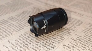 【美品】SUREFIRE E2DL LEDストライクヘッド　DEFENDERベゼル　200/5ルーメン BK E1 E2等対応 シュアファイア　検（6P