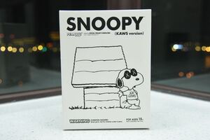 未開封 KAWS Peanuts Joe Snoopy Vinyl Figure オリジナルフェイク ピーナッツ スヌーピー MEDICOM TOY カウズ