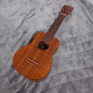 KamaKa ukulele　カマカ　ウクレレ　中古品　現状品