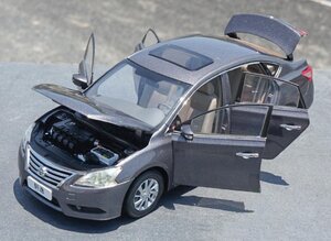 ▲入手困難！全開閉！NISSAN特注 1/18日産 ニッサン SYLPHY 新品