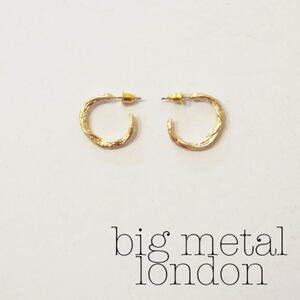 big metal london[ビッグメタルロンドン] マットゴールドフープピアス レディース アクセサリー 輪 シンプル 海外 新品 未使用 おしゃれ