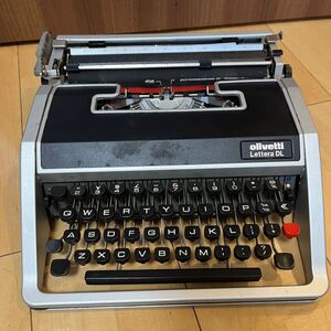 olivetti　タイプライター　昭和　Lettera DL 昭和レトロ