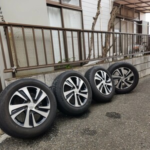 ホンダフリード純正ホイール、タイヤ４本セット、185/65R-15　　　　引き取り大歓迎です。