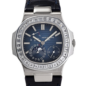 パテック・フィリップ PATEK PHILIPPE ノーチラス 5722G-001 ブラック・ブルー文字盤 中古 腕時計 メンズ