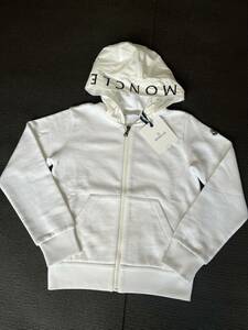 新品 モンクレール MONCLER ジャパンタグ付 フーディ　トレーナー　スエット ロゴ マーク ジャージ 大人　女性XS　キッズ 子供服 白系 １０