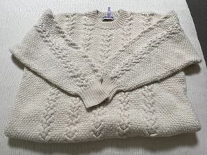 セーター アルパカ100% SWEATER 高品質　オフホワイト　立体的編み込み　極美品　クリーニング済　メンズ