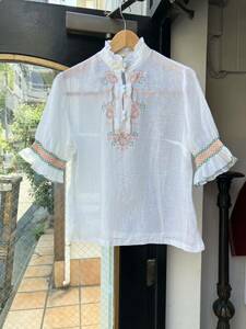 イギリスヨーロッパvintage シアースタンドカラー刺繍半袖ブラウスshirt エスニック刺繍ブラウス LV802