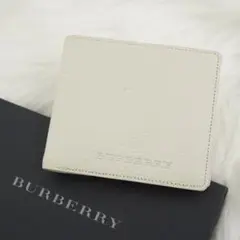 極美品　BURBERRY LONDON 折り財布　レザー　ノバチェック　ホワイト
