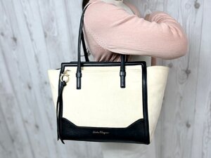 美品 Ferragamo フェラガモ ガンチーニ トートバッグ ショルダーバッグ バッグ キャンバス×レザー ナチュラル×黒 A4収納可 79581