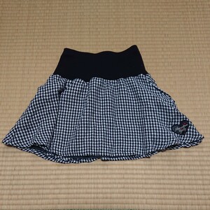 【ワンコイン古着】子供服 サイズ１５０ 白黒 ミニスカート