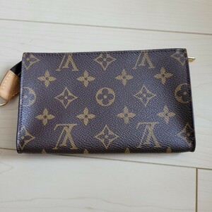 LOUIS VUITTON ルイヴィトン モノグラム ポーチ　バケット