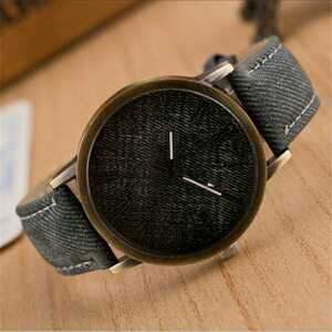 新品　腕時計　シンプル　カジュアル　黒 　110