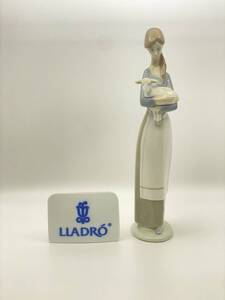 *＊ LLADRO リャドロ ＊* GIRL WITH LAMB Figurine No. 4505 ガール ウィズ ラム フィギュリン *L53