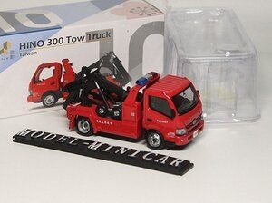 ▲超希少！TINY 1/64 日野 HINO 300 Tow Truck 積載車 トラック 赤