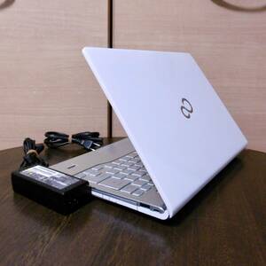 ■富士通 LIFEBOOK SH75/B1（i5 7200U/4GB/500GB/マルチ）AC付属！■