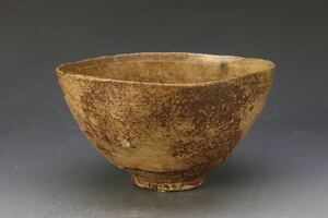 李朝時代中期 伊羅保茶碗 伝世箱 某寺院より委託品 a470