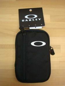 新品OAKLEY(オークリー)ESSENTIAL ZIP CASE BLACKOUT 02E