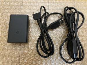 即決! PlayStation PS Vita 1000 純正 PCH-ZAC1 充電器　ACアダプター 電源コード USBケーブル