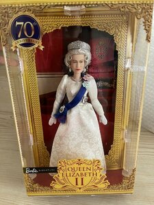 ★Barbie バービーシグネチャー クイーンエリザベスII プラチナジュビリードール QUEEN ELIZABETH II HCB96★送料無料★