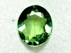 天然トルマリン ルース 0.636 ct、ソーティング付き、ケース入り