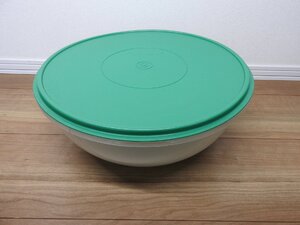 ★☆タッパーウェア　Tupper ware 大型　ボール　グリーン　　３２．５ｃｍ☆★