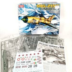 未組立 アカデミー MIG-21MF FISHBED J 1/48 プラモデル 航空機 軍用機 現状品