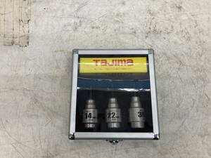 【中古品】Tajima(タジマ) ムキソケ ビニール絶縁電線用皮剥き ソケット型CV線ストリッパー (14・22・38セット) YR-15171　ITHB291UXVOK