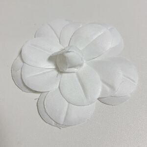 即決☆CHANEL シャネル カメリア ラッピング デコレーション つぼみ 蕾 花 立体的 包装用 直径約8cm USED コサージュ、ブローチ加工にも ①