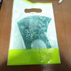 レディースマスク　グリーン