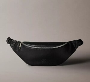 秋冬新作!!　　US限定!!　　Calvin Klein All Day Waistpack　　ロサンゼルスから最新本物をお届け！