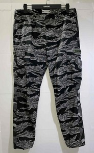 A BATHING APE 2018 x UNDEFEATED 6POCKET PANTS SIZE-M アベイシングエイプ アンディフィーテッド 6ポケット パンツ BAPE