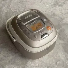 TOSHIBA(東芝) RC-10VSE 炊飯器　完動・2011年製