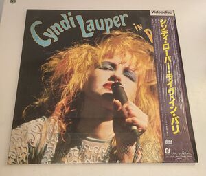 LD / シンディ・ローパー・ライヴ・イン・パリ　CYNDI LAUPER / EPIC SONY / 98 4P-105【M005】