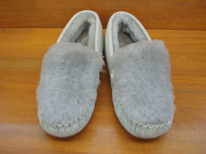 新品17日本限定EMU(エミュ)シープスキンモカシン(スリッポン)Cairns Denim Fur 23cm Light Denim