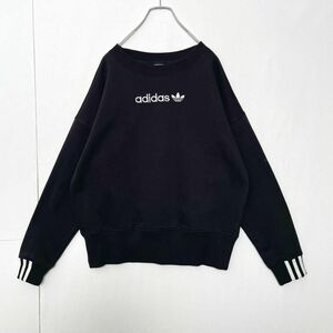 希少デザイン　アディダス　刺繍　センターロゴ　裏起毛　スウェットトレーナー　レディース　XLサイズ　adidas　トレフォイル