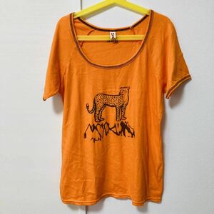 古着美品　H&A エイチアンドエー　ゆったり丸首半袖カットソー　半袖Tシャツ トップス ヒョウデザイン　ラメプリント　てろてろ　オレンジM