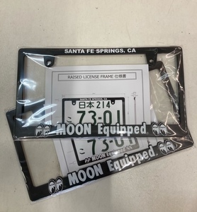 送料200円　3D MOON Equipped ロゴ ライセンスフレーム for JPN サイズ [MG062BKMQ]　2枚セット　MOONEYES