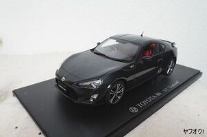 オートアート トヨタ 86 GT ”Limited” 1/18 ミニカー