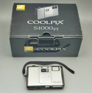 Nikon COOLPIX S1000pj ニコン クールピクス デジカメ プロジェクター搭載