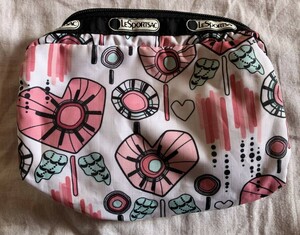 LeSportsac レスポートサック　ハート柄　ポーチ　 長期保管品　　桃色