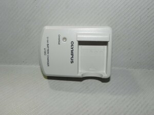 オリンパス OLYMPUS LI-30C [μ-mini DIGITAL（リチウムイオン充電池LI-30B）用 充電器]。