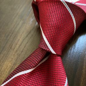 Calvin Klien カルバンクライン ネクタイ 赤 ストライプ