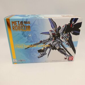 METAL ROBOT魂＜SIDE MS＞ ストライクフリーダムガンダム　機動戦士ガンダムSEED DESTINY　超合金　アクションフィギュア