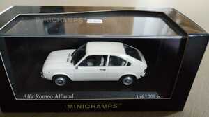 1/43 ミニチャンプス アルファロメオ アルファスッド 白 Alfa Romeo Alfasud