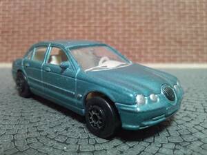 【中古品】JAGUAR S-TYPE ①